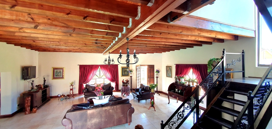 4 Bedroom Property for Sale in Strelitzia Park Eastern Cape